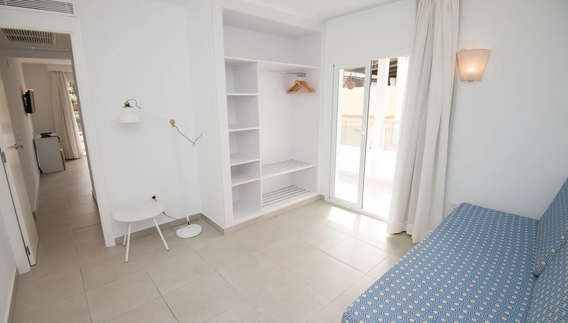 ***  Hotel Chevy & Suites Cala Ratjada  Spain